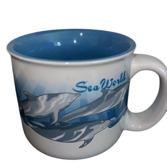 SeaWorld Dolphin Ceramic Mug 3" Tall 3" Diameter White & Blue Made In China - Picture 1 of 6